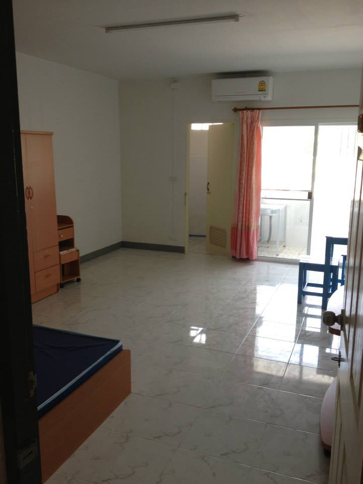 กัปตันแอนด์ปันปัน อพาร์ทเม้นท์ Captain & Panpan Apartment