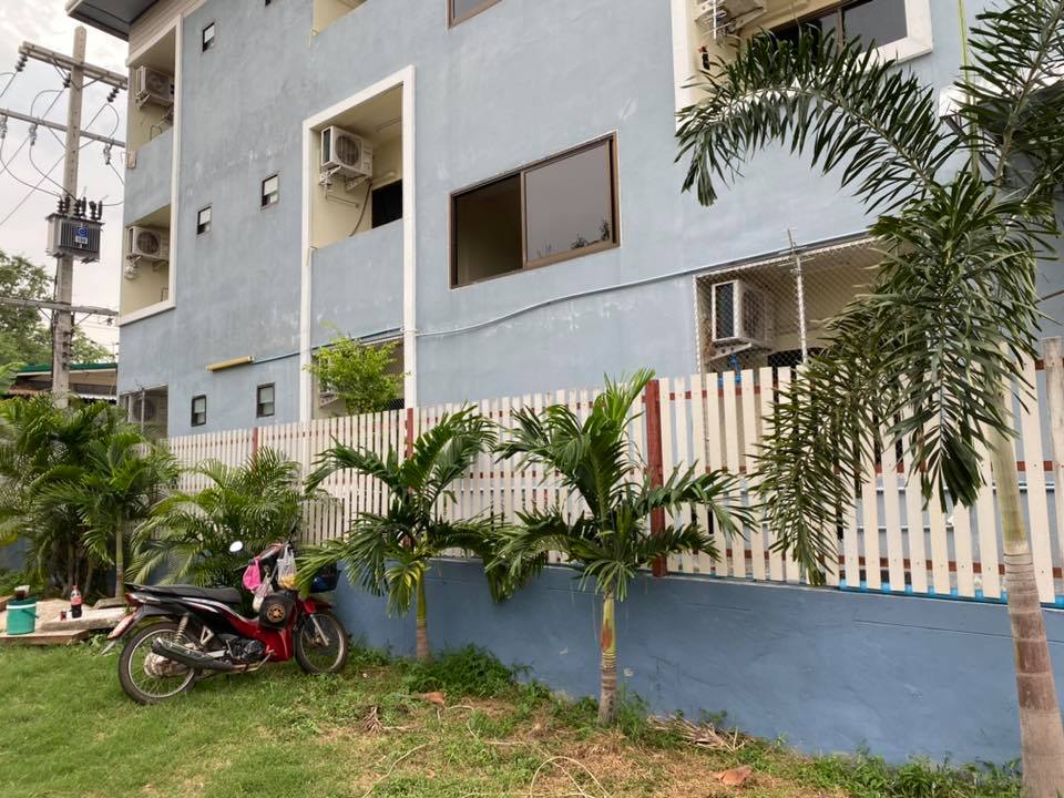 ชื่นชม อพาร์ทเม้น Chuenchom Apartment