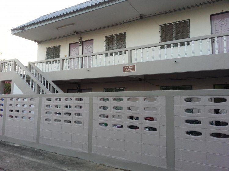 ศรีสุข ห้องเช่า Srisuk