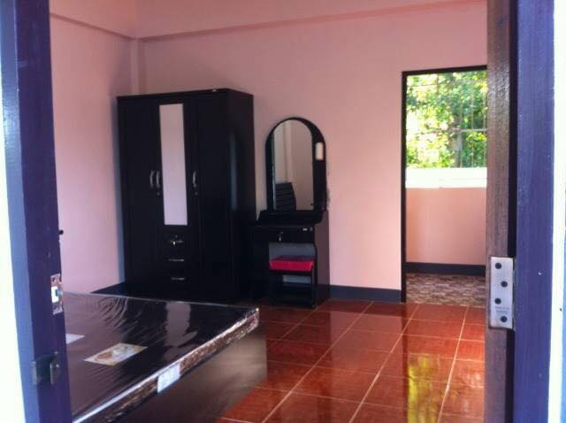 อยู่สบายอพาร์ทเมนท์ Yoo Sabai Apartment