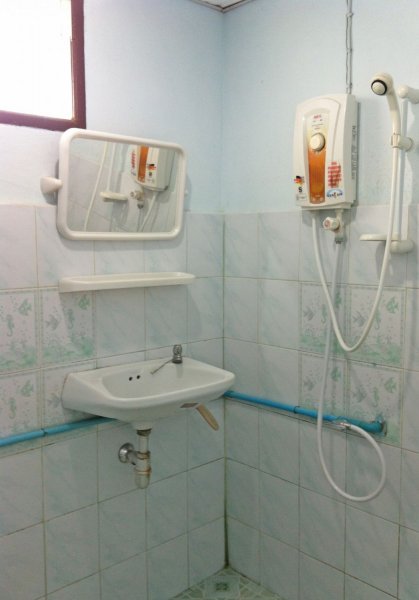 พัทธ์ พงศ์ พันธ์ อพาร์เมนท์ PhatPhongphan Apartment