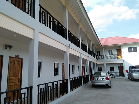 อุ้มทรัพย อพาร์ทเม้นท์ Umsap Apartment