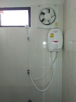 อุ้มทรัพย อพาร์ทเม้นท์ Umsap Apartment