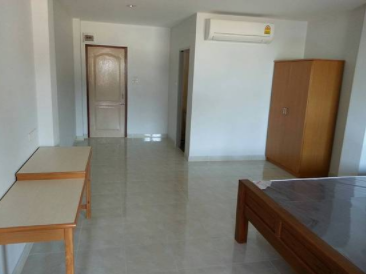 อพาร์ทเม้นท์ คุณวิไล Khun Wilai Apartment