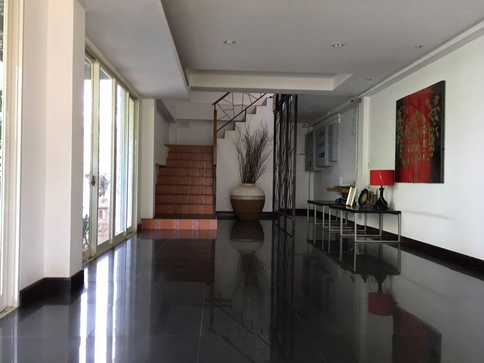บ้านวรสา อพาร์ทเม้นท์ Baan Vorasa Apartment