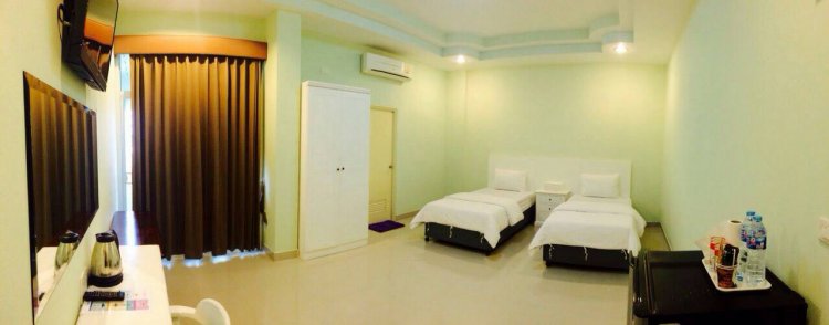 แกรนด์จรูญรัตน์ อพาร์ทเม้นท์ Grand Jaroonrat Apartment