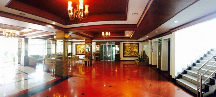 แกรนด์จรูญรัตน์ อพาร์ทเม้นท์ Grand Jaroonrat Apartment