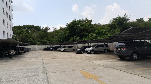 ปริญญาทาวเวอร์ Parinya Tower