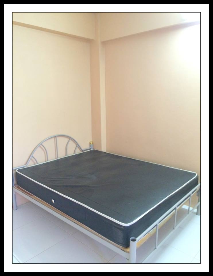 เรือนสวัสดิ์ อพาร์ทเม้นท์ Ruansawat Apartment