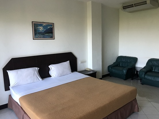 เดอะ รอยัล เรสสิเดนท์ The Royal Residence