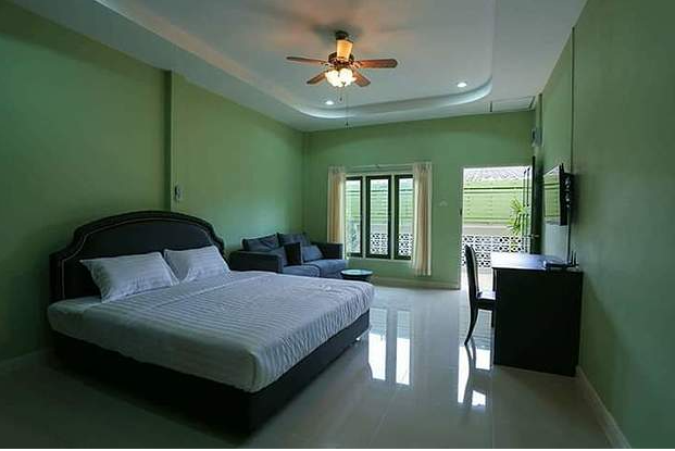 หัสนาเฮาส์ Hasna House