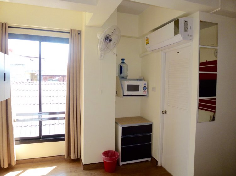 ยัวร์โฮม อพาร์ทเมนท์ Your Home Apartment