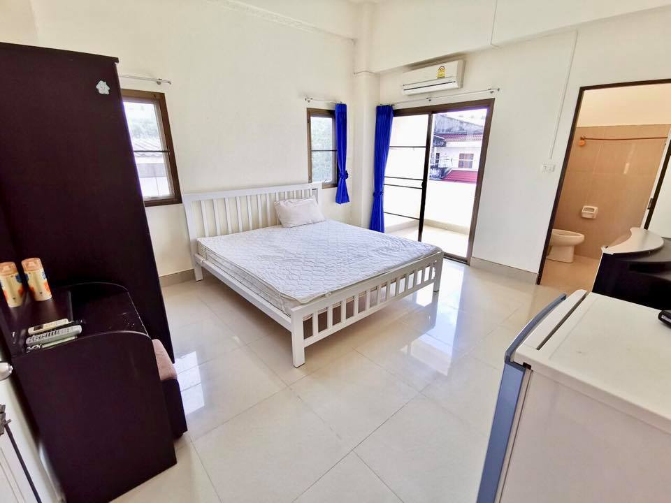 เจริญประดิษฐ์ อพาร์ทเมนท์ Charoen Pradit Apartment