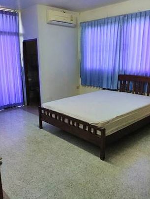 จันทร์เพ็ญ อพาร์ทเม้นท์ Chan Phen Apartment