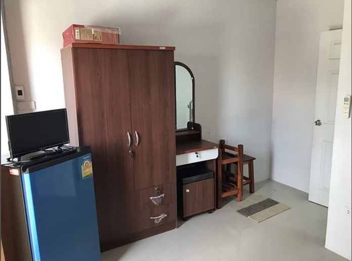 ห้องพักบ้านกล้วย-ไทรน้อย Baan Kluay Sai Noi