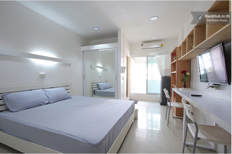 หอพักหญิงแอทโฮม @Home Female Dormitory