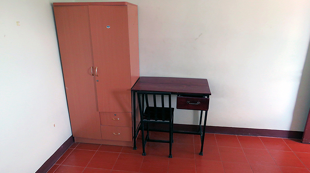 ผึ้งหลวง อพาร์ทเม้นท์ Phung Luang Apartment