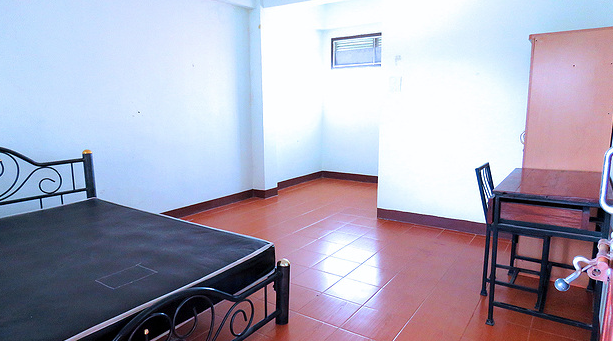 ผึ้งหลวง อพาร์ทเม้นท์ Phung Luang Apartment