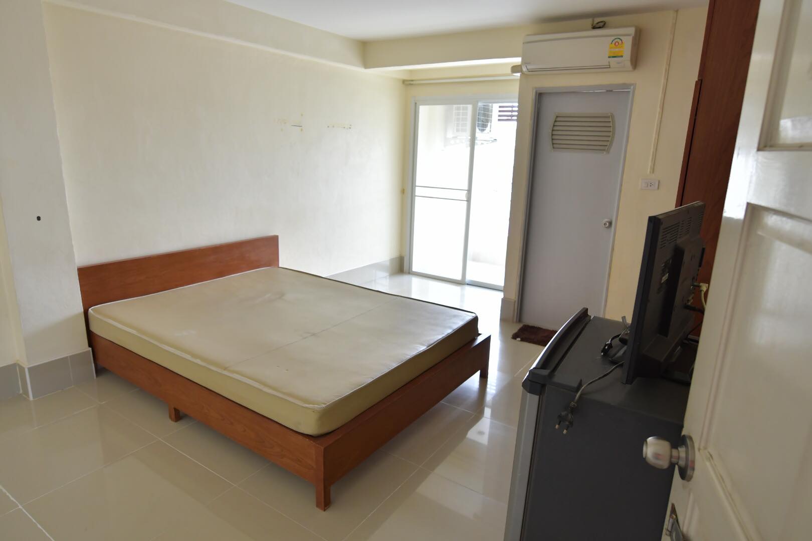 บ้านมีทรัพย์อพาร์ทเม้นท์ Baan Meesup Apartment