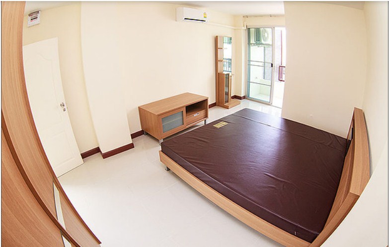 พงษ์รัตน์อพาร์ทเม้นท์ Phongrat Apartment