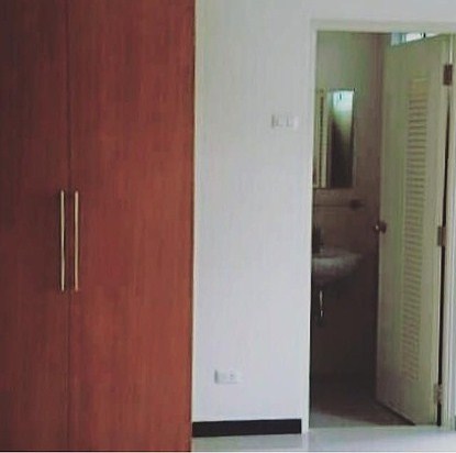 บ้านสราญรมย์ Baan Saranrom Apartment