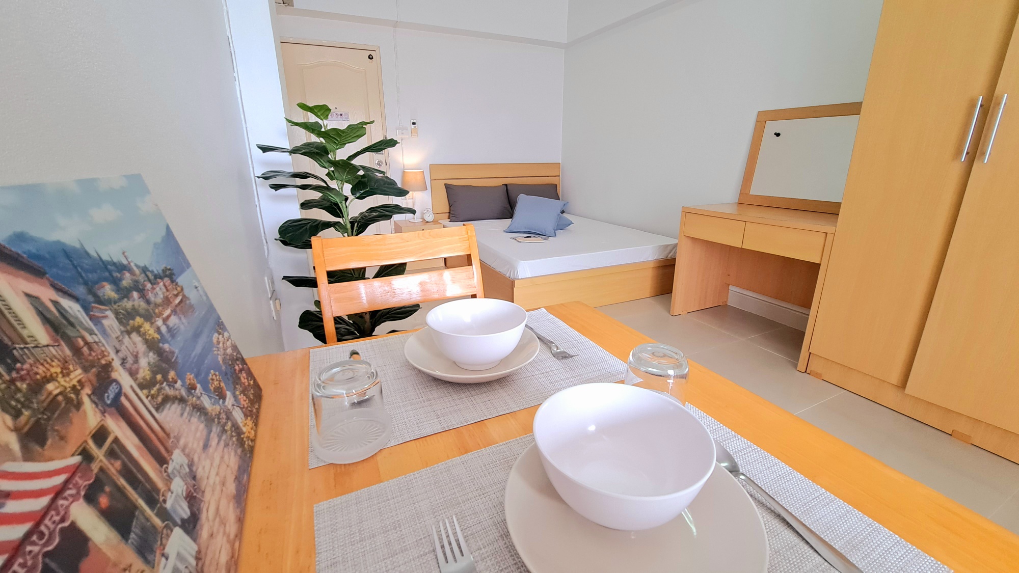 เดอะ ทเวนตี้ อพาร์ทเม้นท์ The 20 Apartment