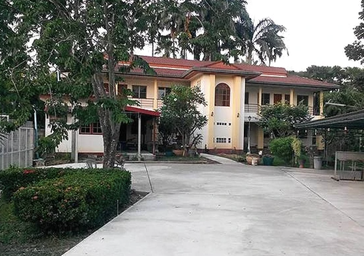 หอพักคุณหน่อย กำแพงแสน Khun Noi's Dorm Kamphaengsaen