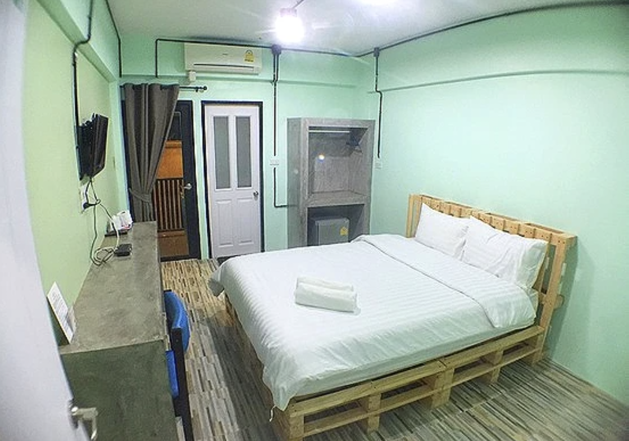 เจบีเพลส นครชัยศรี JB Place Nakhon Chaisri