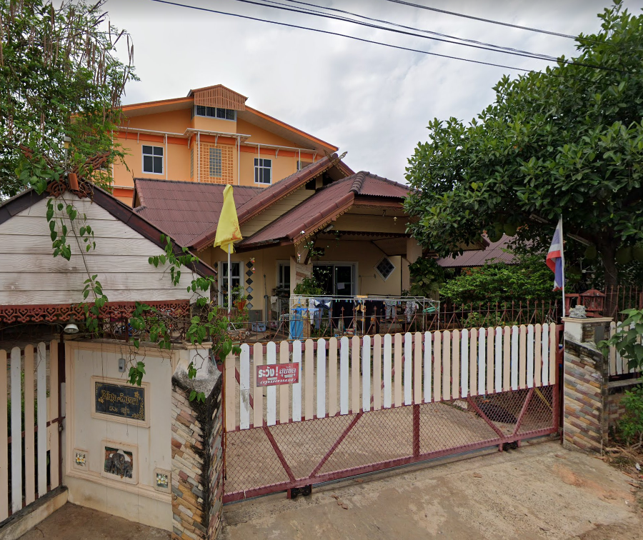 บุญสุข แมนชั่น Boonsuk Mansion