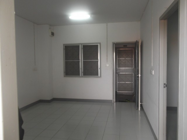 บ้านเอื้ออาทร รามอินทรา(คู้บอน) 