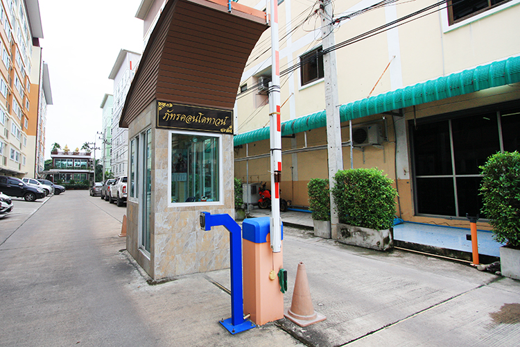 ภัทรคอนโดทาวน์ 
