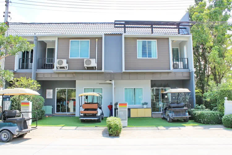 เดอะ คัลเลอร์ส รังสิต-คลอง 4