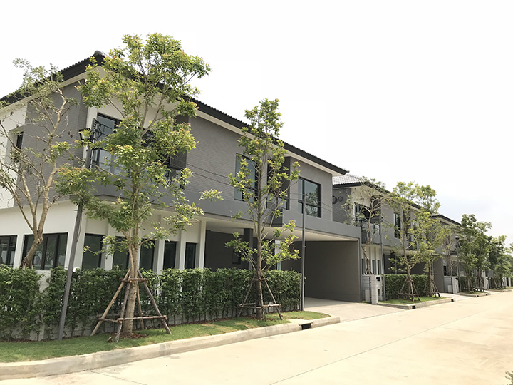เซนโทร รามอินทรา-จตุโชติ