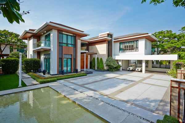 นวธานี เสรีไทย Navatanee Residence