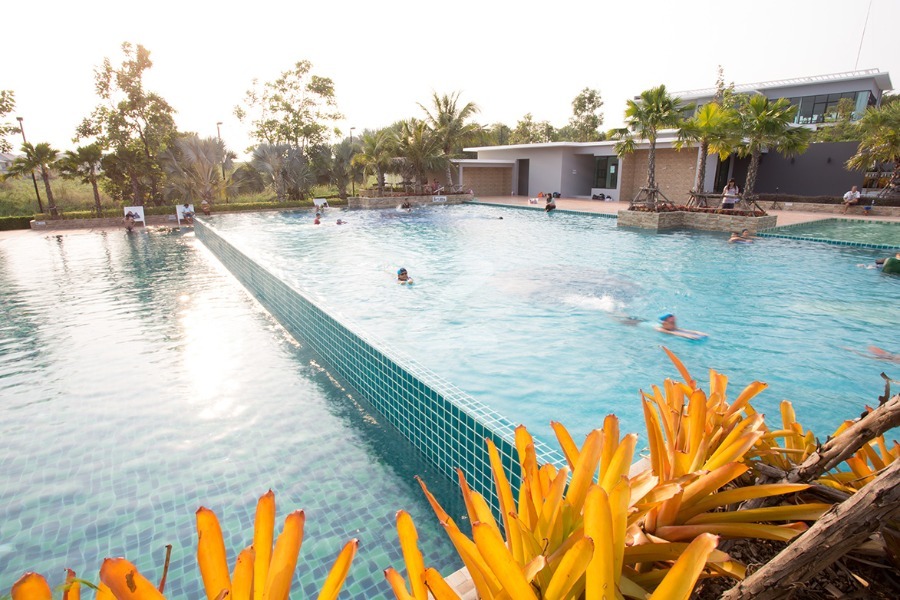 เลควัลเล่ย์ บ่อวิน อมตะซิตี้ ศรีราชา Lake Valley Bowin Amata City Sriracha