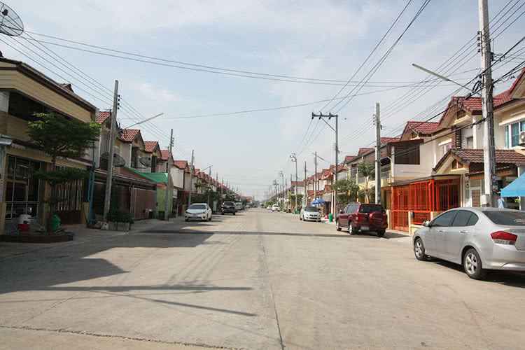 บ้านพิศาล บางขุนเทียน Baan Pisan Bang Khun Thian
