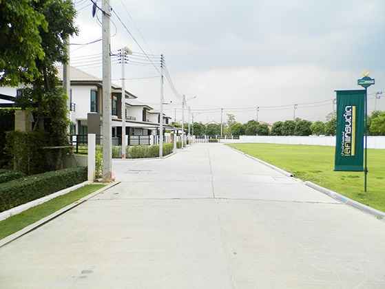 บ้านฟ้าปิยรมย์ เลคแกรนด์เด วงแหวน-ลำลูกกา คลอง 6 Baanfah Piyarom Lake Grande Wongwaen-Lumlukka Klong 6