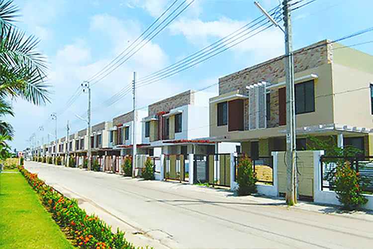 บ้านร็อคการ์เด้น แอร์พอร์ต เฟส 2 Baan Rock Garden Airport Phase 2