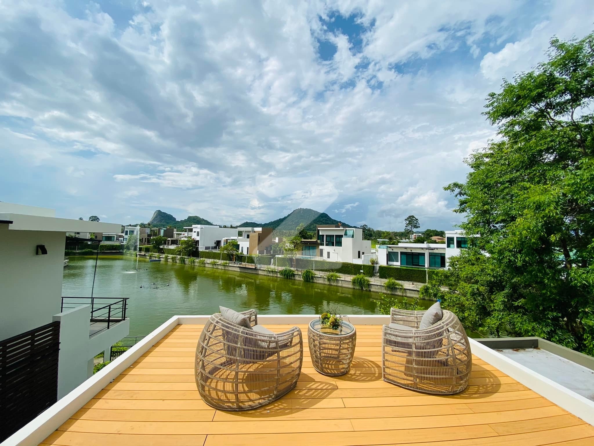 แกรนด์ วัลเล่ย์ พัทยา Grand Valley Pattaya