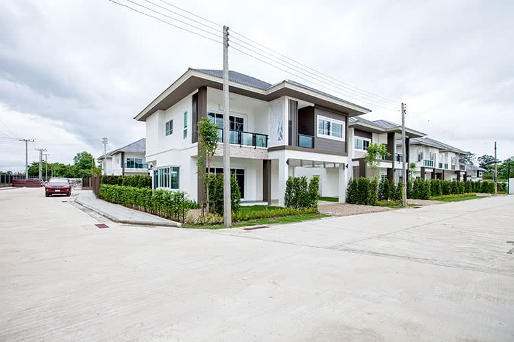 เดอะ แกรนด์ สันป่าเลียง The Grand Sanpaliang
