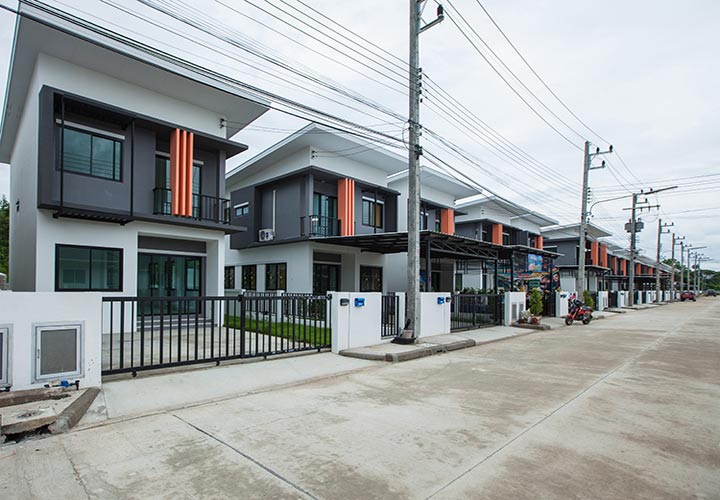 เดอะ ปาล์ม การ์เด้น 4 แยกสะเมิง สันผักหวาน หางดง The Palm Garden 4 Samoeng Junction Sunpukwan Hangdong