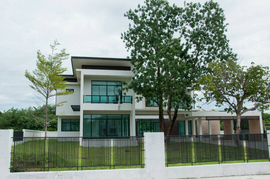 บ้านสวนรื่นฤทัย Bann Suan Ruenruetai