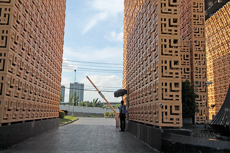 บ้านกลางเมือง เอส-เซนส์ สาทร-ตากสิน 2 Baan Klang Muang S-Sense Sathorn-Taksin 2