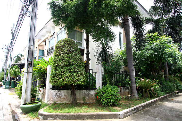 วิสต้า อเวนิว เพชรเกษม 81 Vista Avenue Phetkasem 81