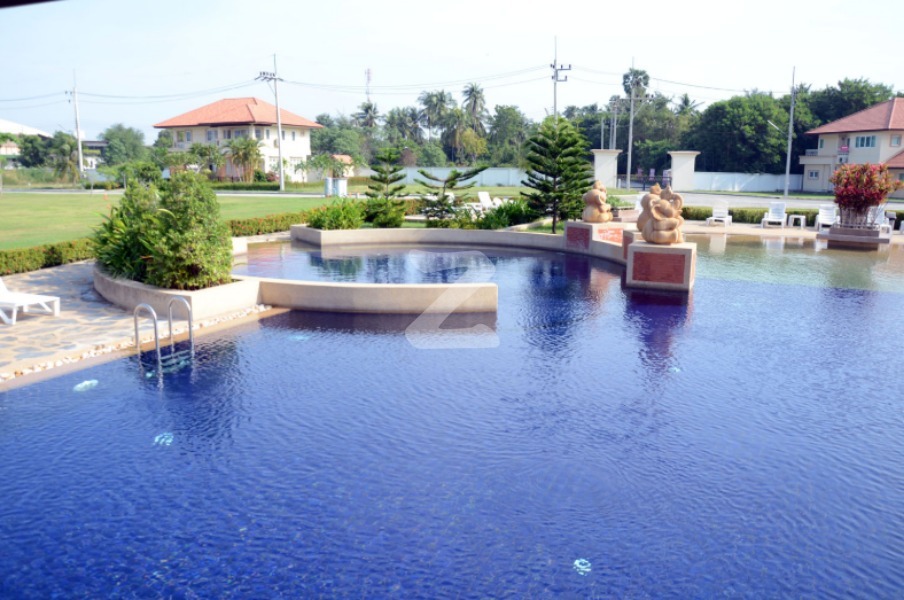 หมู่บ้านนานาชาติเมาน์เท่นวิว บางแสน Mountain View International Residence Bangsaen