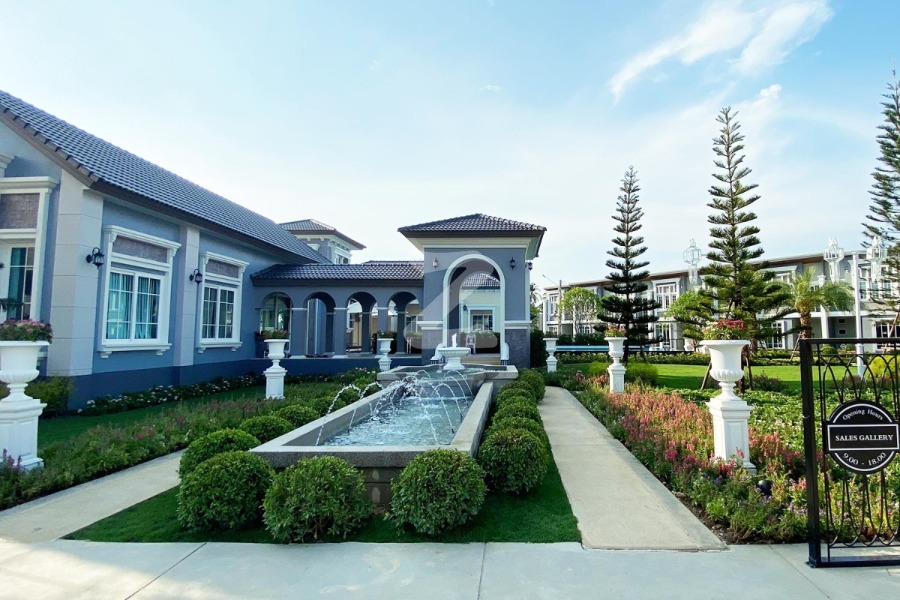 โกลเด้น ทาวน์ เชียงใหม่-กาดรวมโชค Golden Town Chiangmai-Kad Ruamchok