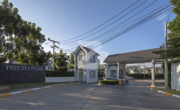พรีซีโอ พาร์ค อมตะซิตี้-บ่อวิน Preceo Park Amata City-Bowin