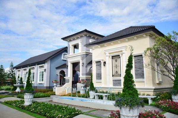 โกลเด้น ทาวน์ พระราม 9-กรุงเทพกรีฑา Golden Town Rama 9-Krungthepkreetha