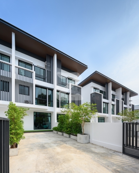 โคซี่ สตรีวิทยา 2 ซอย 29 แยก 6 Cozy Satriwittaya 2 Soi 29 Yaek 6