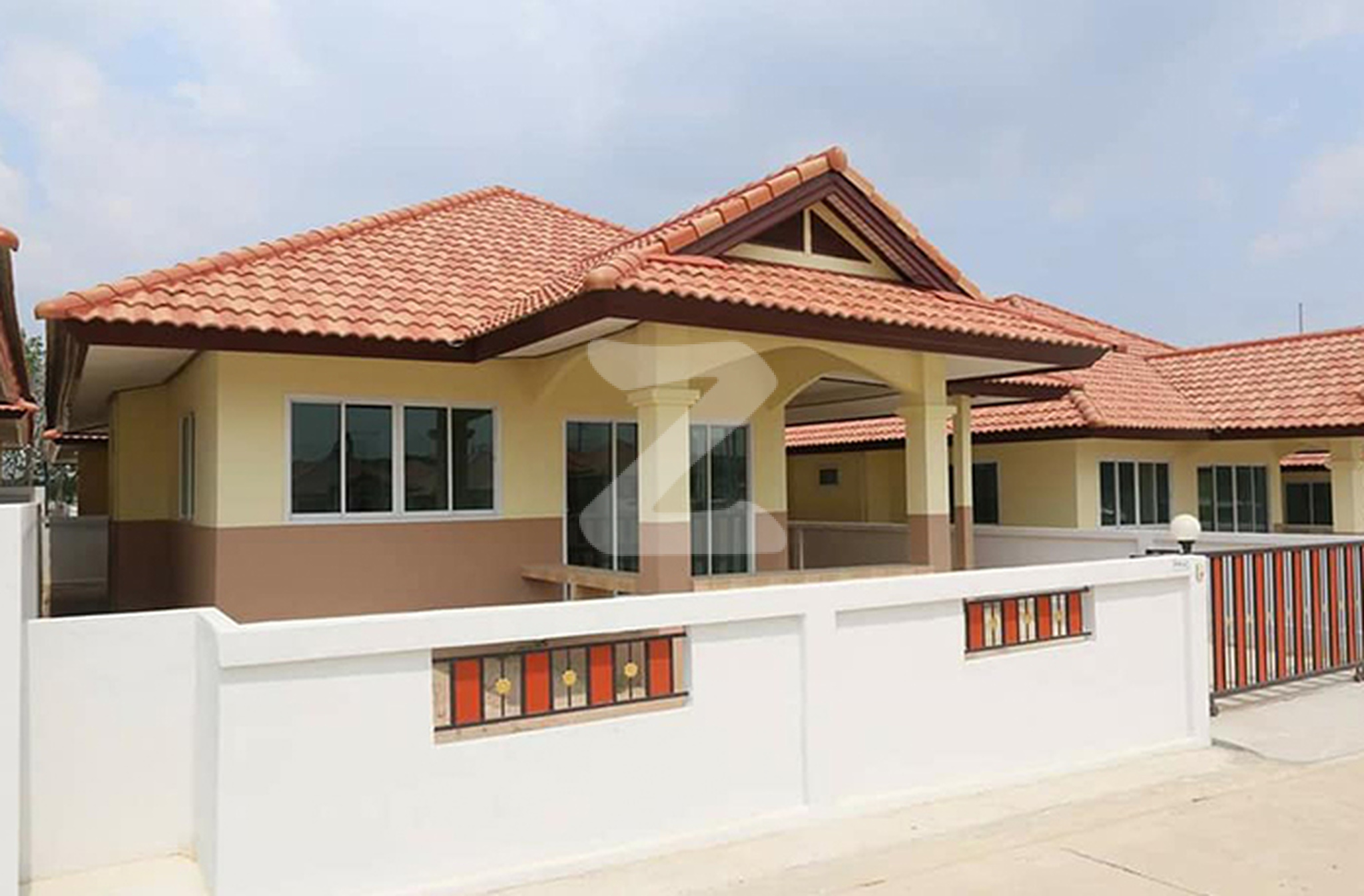 แผ่นดินทอง ลิฟวิ่งโฮมส์ Pandintong Living Homes